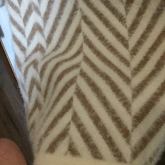 Point Zero open front cardigan hooded zigzag print size medium - Picture 4 of 5